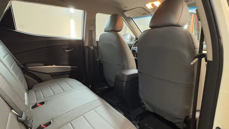 Авточехол для SsangYong Tivoli (2015+)