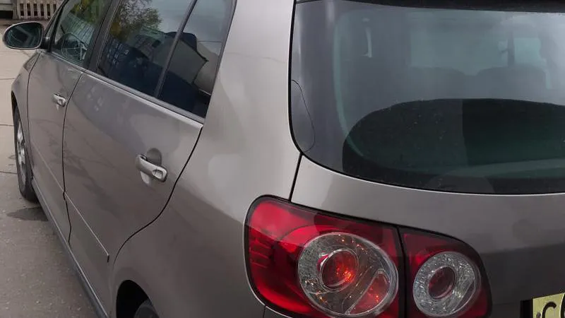 Авточехол для VolkswagАвточехол для Volkswagen Golf Plus (2004+)en Golf Plus (2004+)