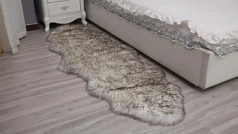 Меха для дома (ковер из 2 шкур)