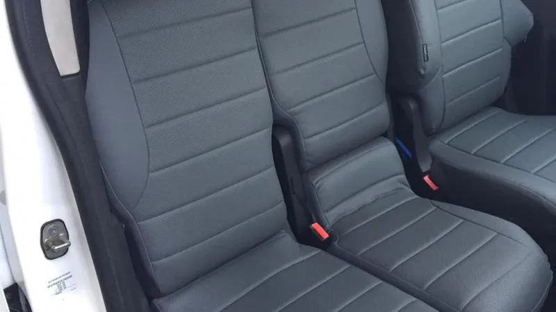 Авточехол для Peugeot Partner /Tepee/3 места (2008+)