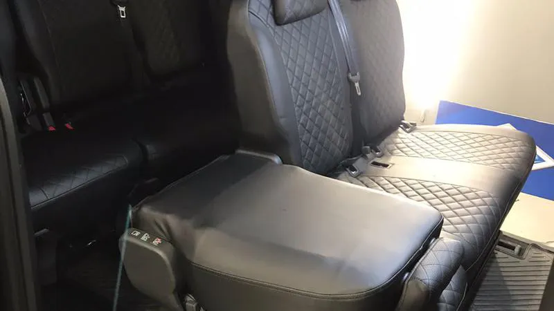 АВТОЧЕХОЛ ДЛЯ PEUGEOT TRAVELLER I 8 МЕСТ (2016+)