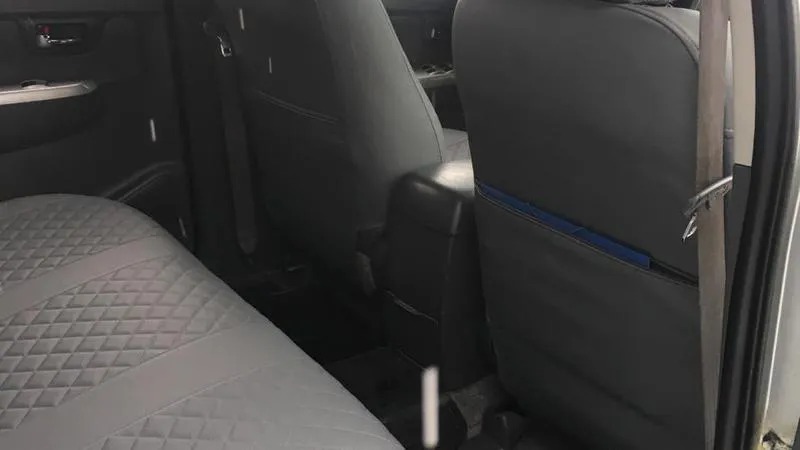 Авточехол для Toyota Hilux