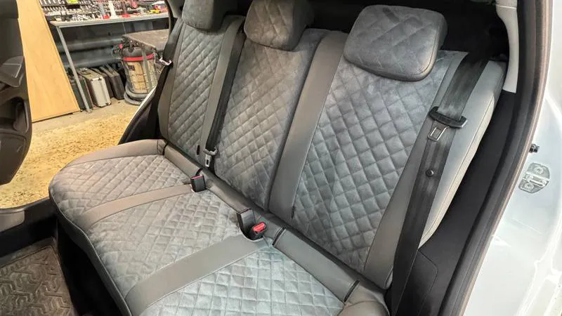 Авточехол для Lada Iskra седан (2025+)